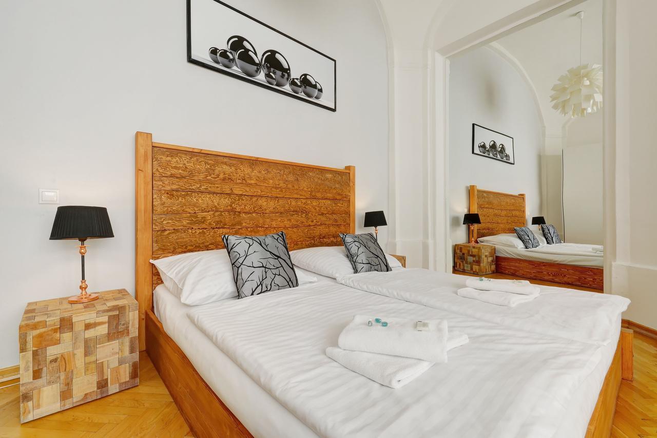 Historic Centre Apartments VII 프라하 외부 사진
