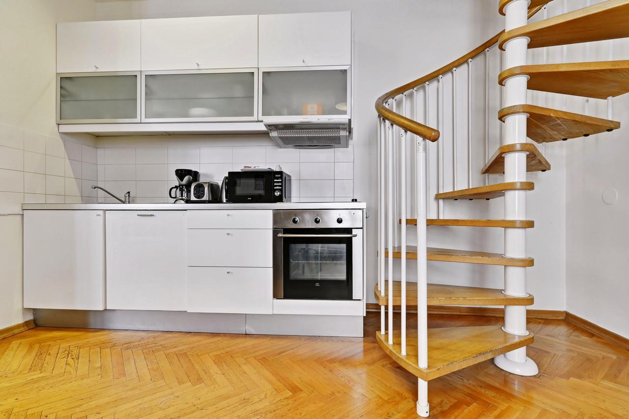 Historic Centre Apartments VII 프라하 외부 사진